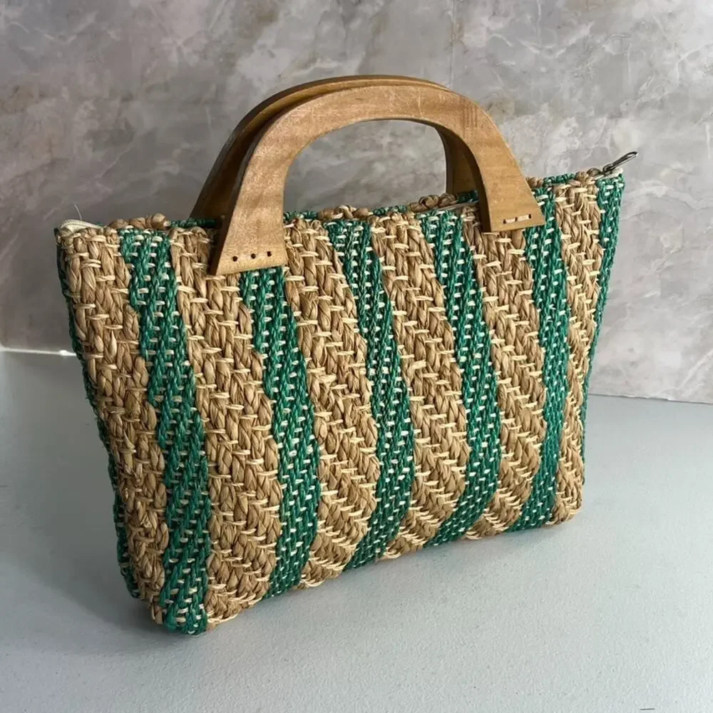 Straw Handbag 13